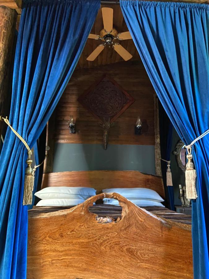 Jungle Cabin Martin Mill 외부 사진