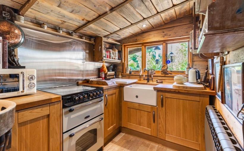 Jungle Cabin Martin Mill 외부 사진