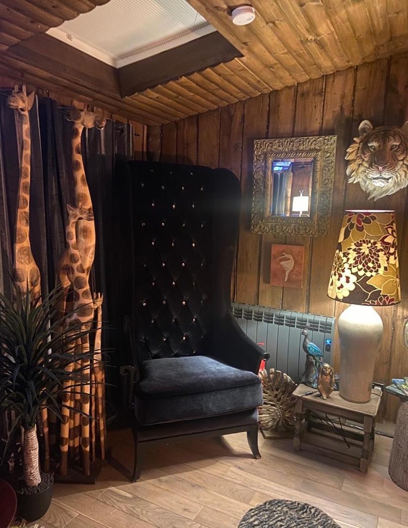 Jungle Cabin Martin Mill 외부 사진